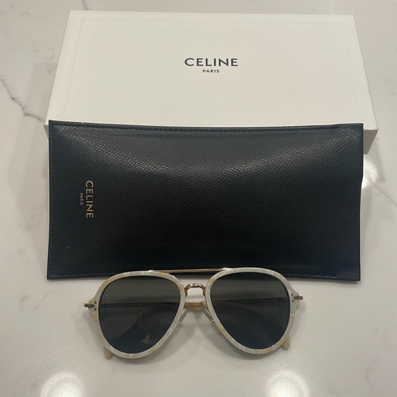 Celine White Tortoise Aviator Sunglasses - Never Worn - Picture 1 of 5